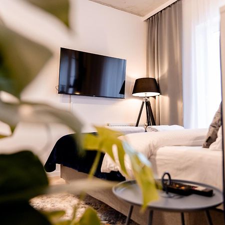 Hop & Lulu Delux Apartments Goleniów Buitenkant foto